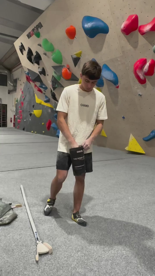 Climbing Moments Tee + Chalk